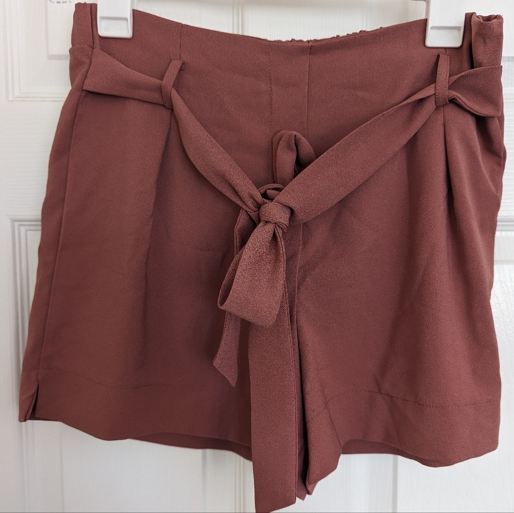 Mauve Shorts with a Tie Waistband